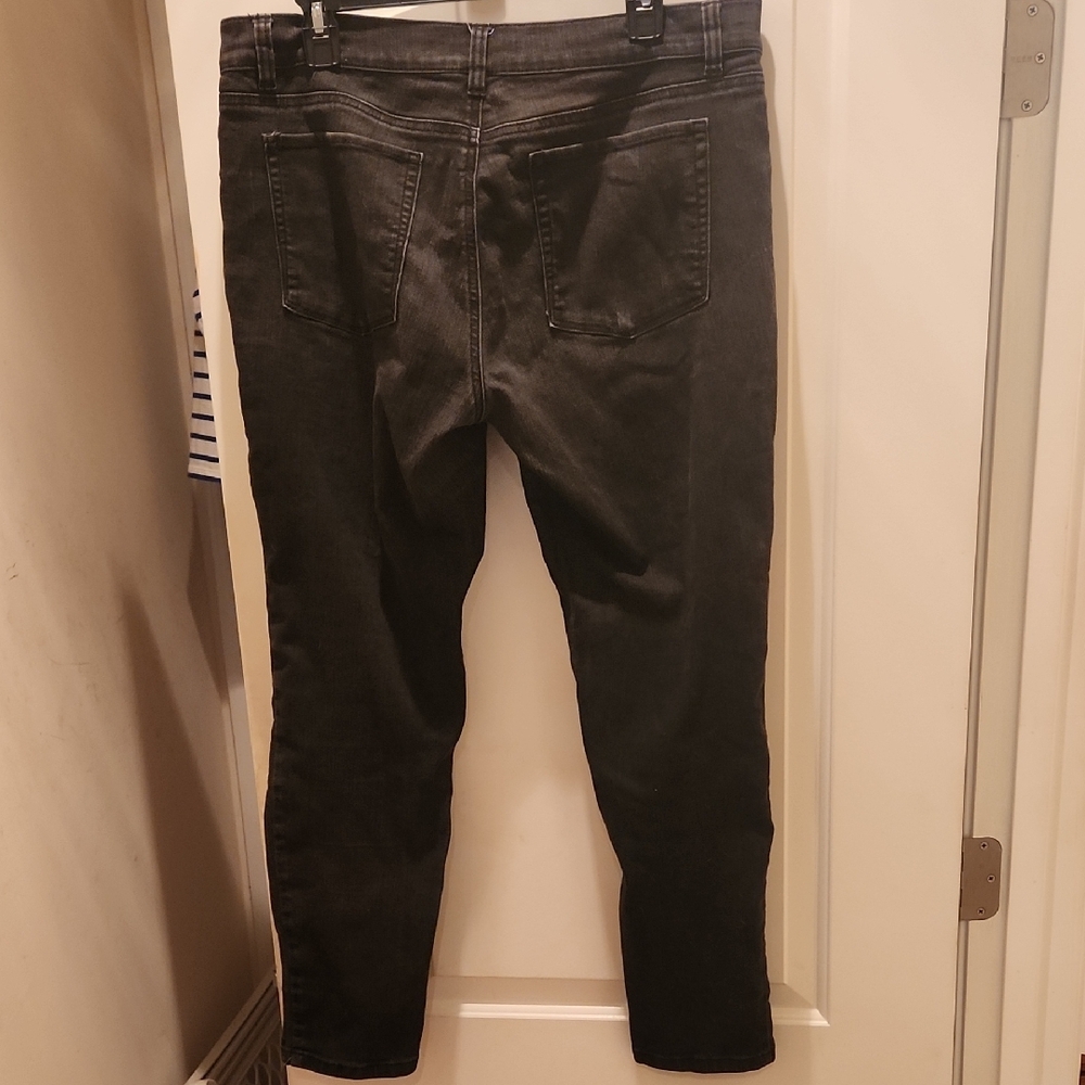 White House Black Market  Large Classic Black Slim Jeans - Picture 3 of 3